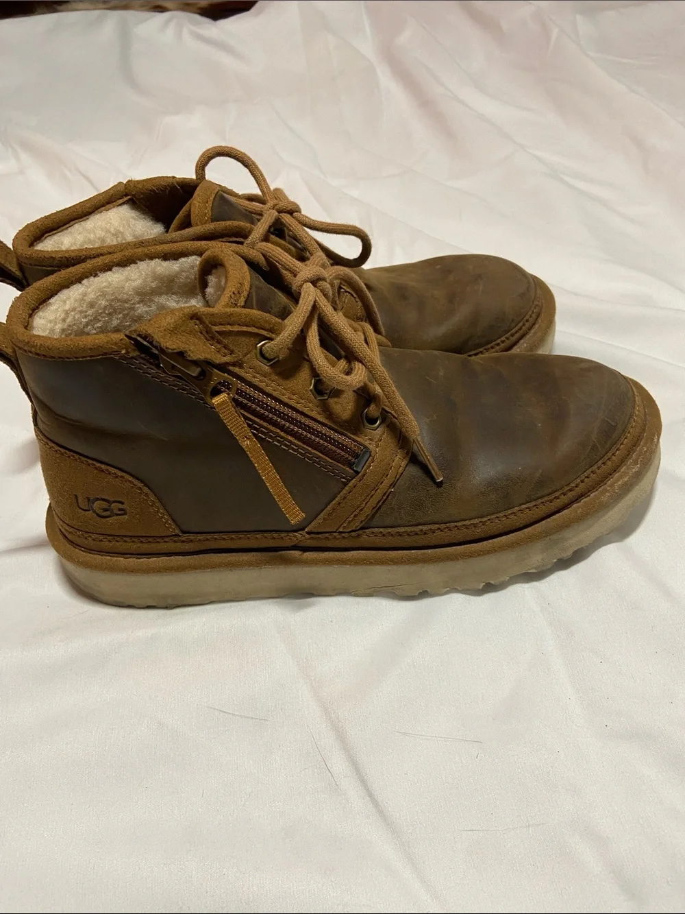 UGG Neumel Zip Men’s Brown Leather Chukka Boots with Shearling Trim
